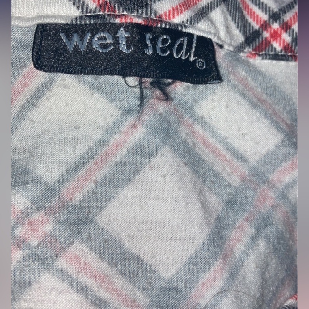 flannel - Picture 3 of 3